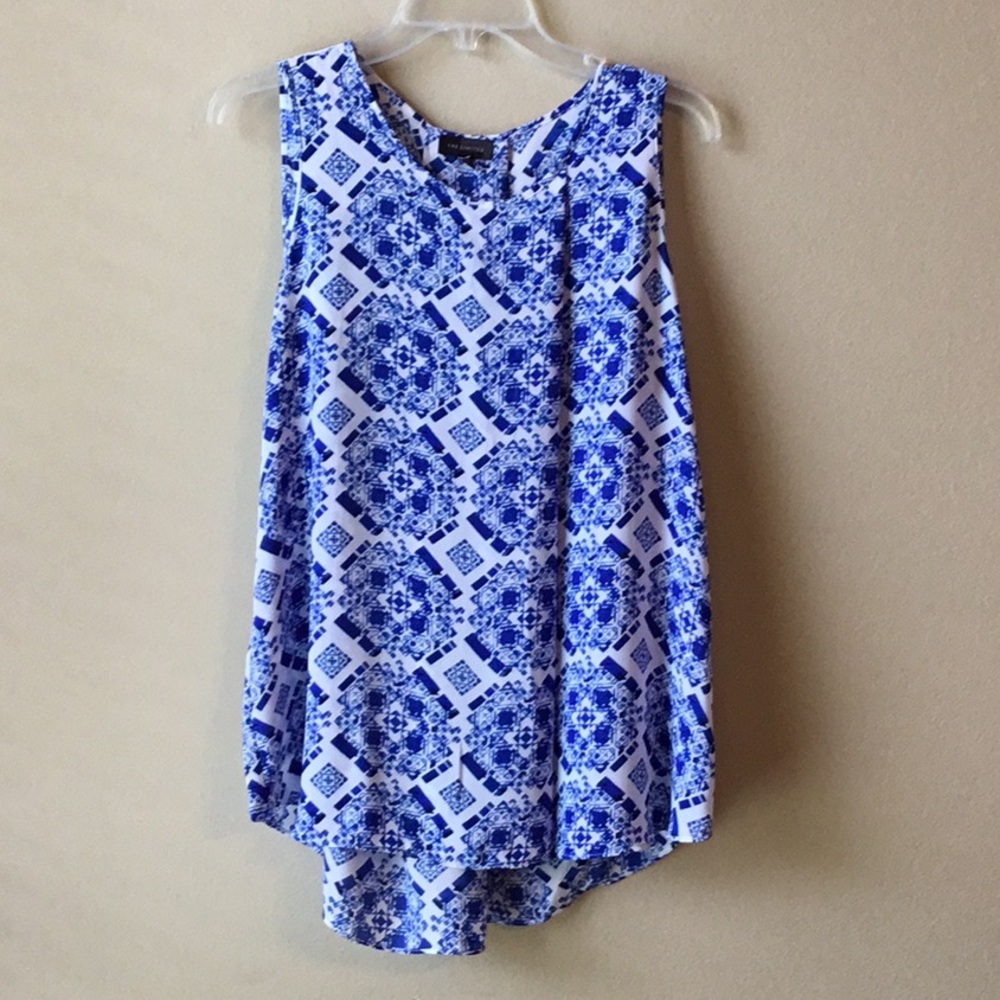 The Limited Blue and White Flowy Pull-Over Top